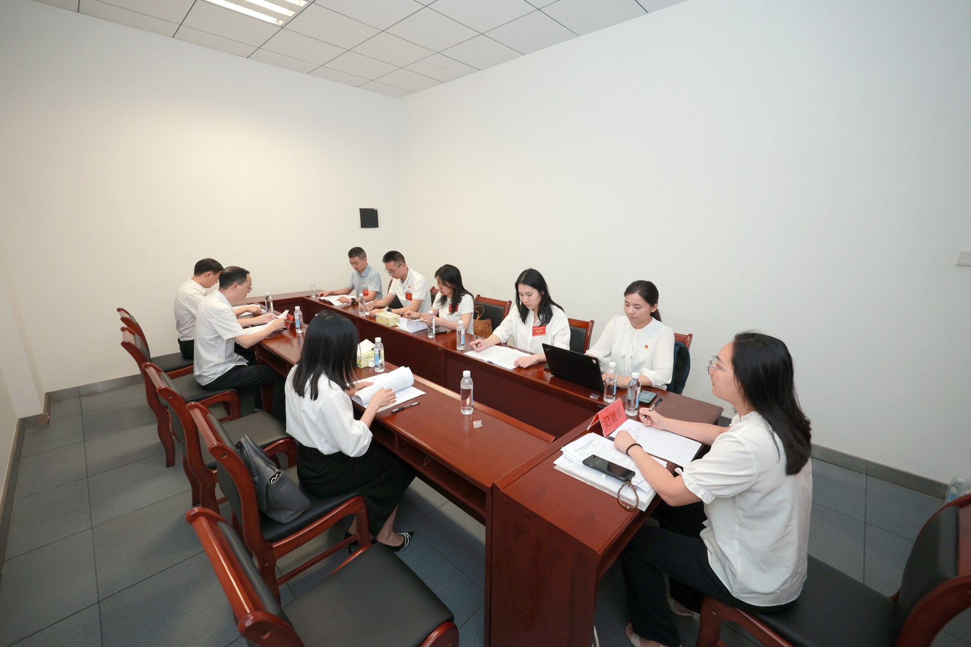 604A1046.jpg 604A1046.jpg